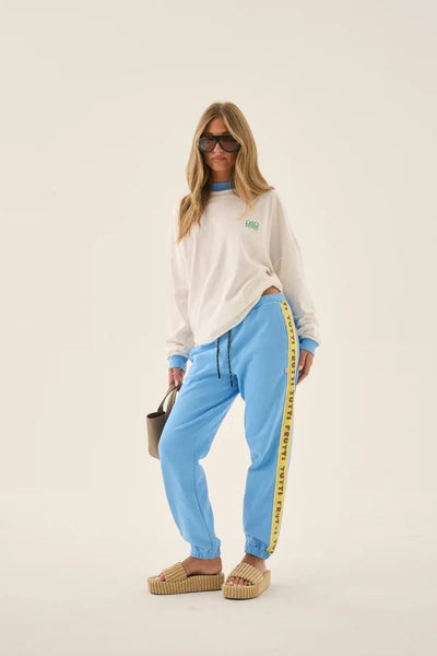 Banana Oversized Long Sleeve Tee - Snow