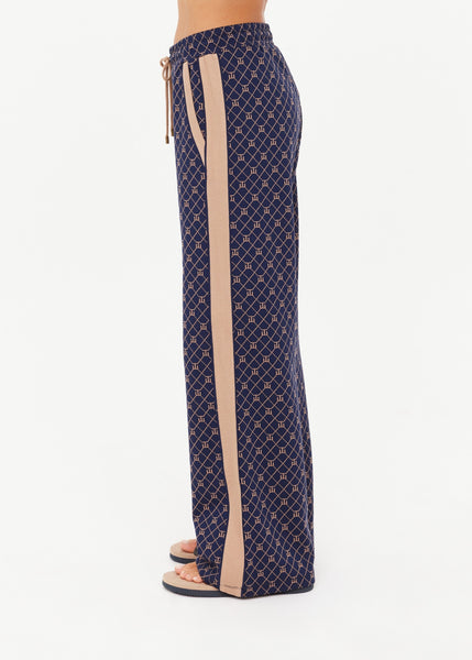 EZRA NOVA FLARE PANT