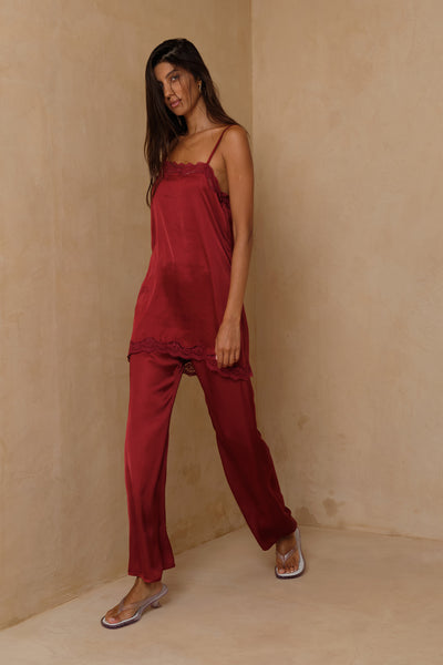 Essentia Pant - Merlot Red