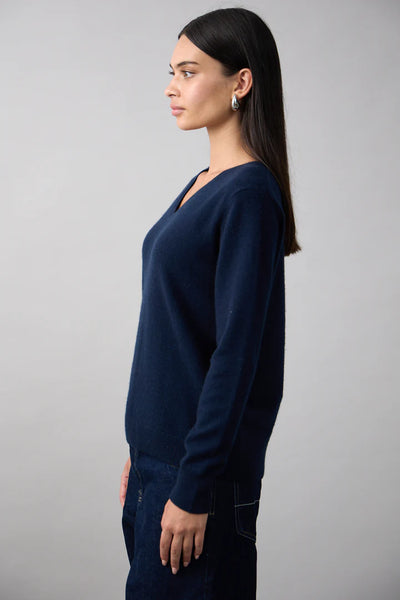 Essential Slim Vee - French Navy